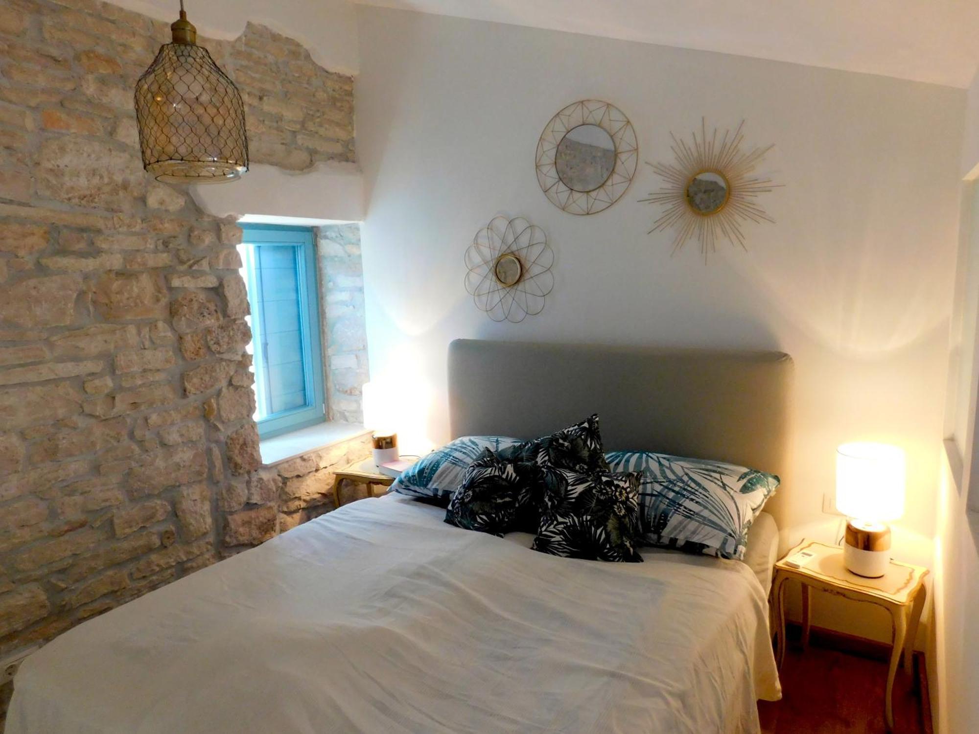 Bezauberndes Steinhaus Mit Garten In Der Altstadt Von Rovinj Kültér fotó