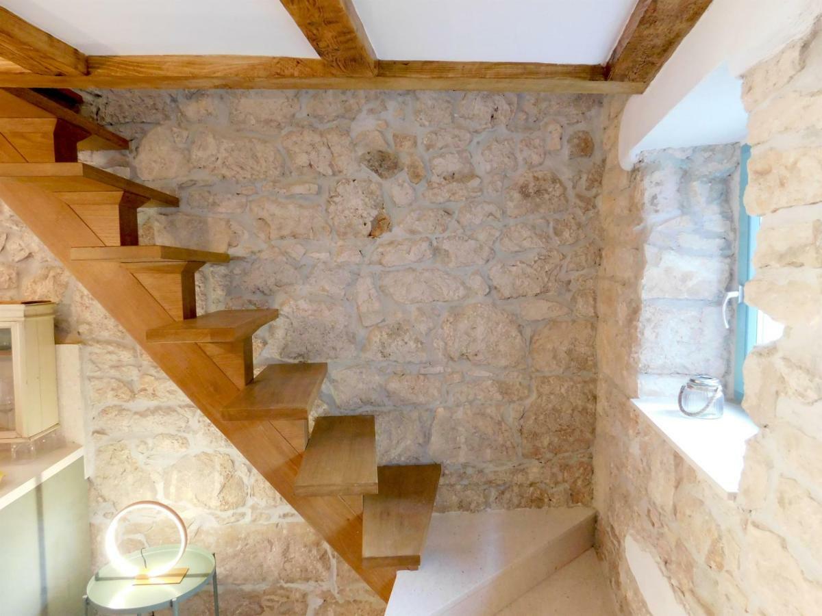 Bezauberndes Steinhaus Mit Garten In Der Altstadt Von Rovinj Kültér fotó